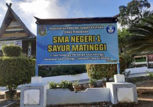 Komite Sekolah, Guru, Camat Dan Tokoh Masyarakat Pinta Gubsu Batalkan Mutasi Kepsek