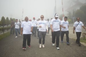 Kabut Tebal Selimuti Pelepasan Jalan Sehat Bersama BUMN di Tapsel