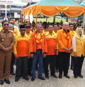 Pelantikan Kosgoro Tapsel dan Kecamatan  Gemuruh Teriakan Massa Untuk Rasyid Assaf Bupati Tapsel 2024
