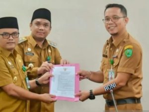 Nyaris Ricuh, Tuntut Pencopotan Plt Sekda Kota Padangsidimpuan