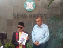 Jalih Pitoeng Gelar Konferensi Pers di Gedung Dewan Pers Tanggapi Laporan Ketua LBH Dewan Adat Bamus Betawi
